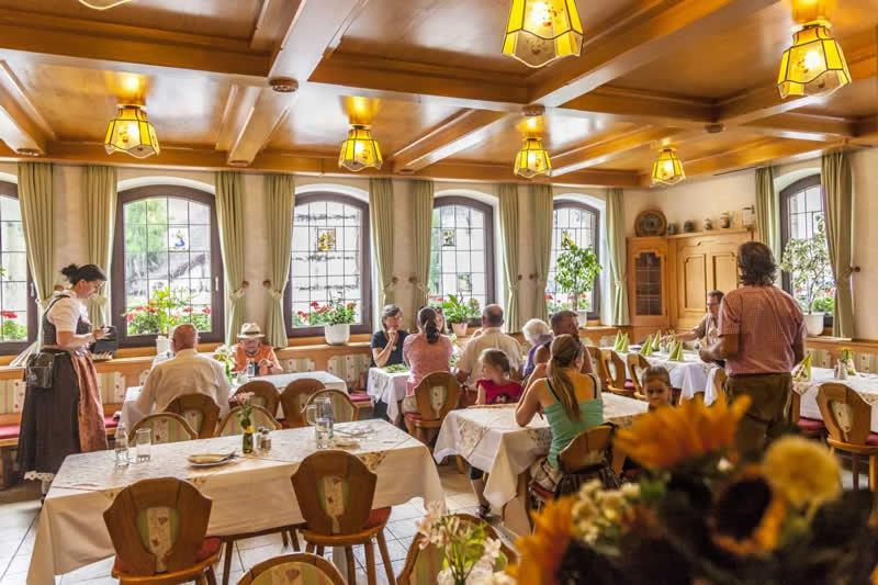 Bloedel Gasthof Gruener Baum Nürnberg Kültér fotó