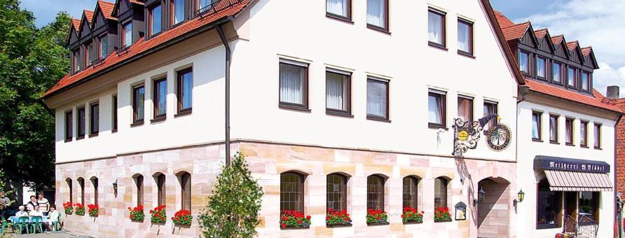 Bloedel Gasthof Gruener Baum Nürnberg Kültér fotó